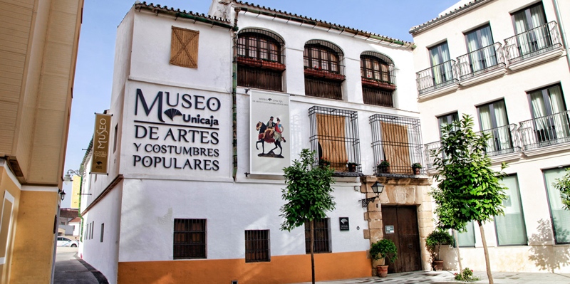 Museo de Artes y Tradiciones Populares Museo de Artes y Tradiciones Populares