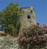 Torre Almenara de Benagalbón Torre Almenara de Benagalbón